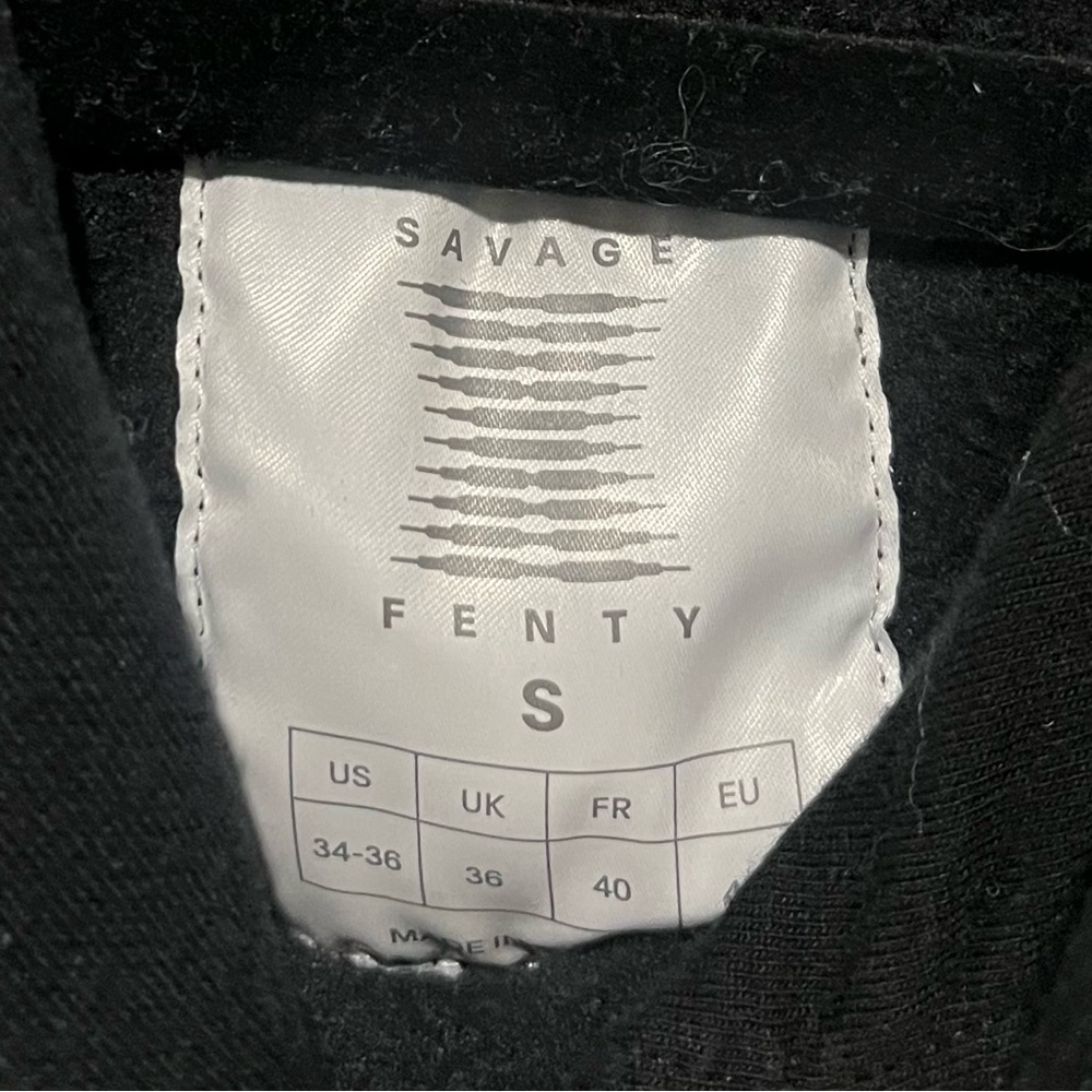 SAVAGE X FENTY- Black Slouchy Oversized Casual Hoodie Size S - Picture 4 of 4